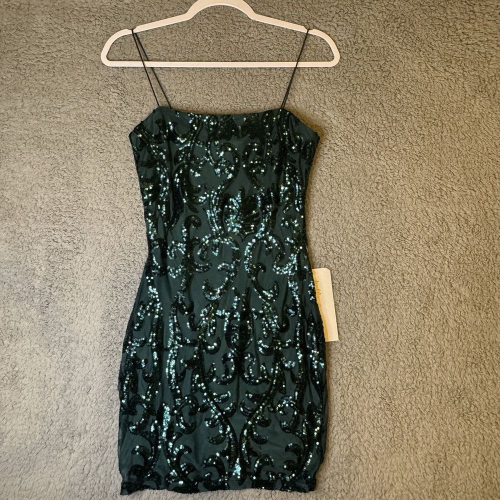 Green Sequin Embellished Bodycon Mini Dress Spaghetti Straps Size M NWT